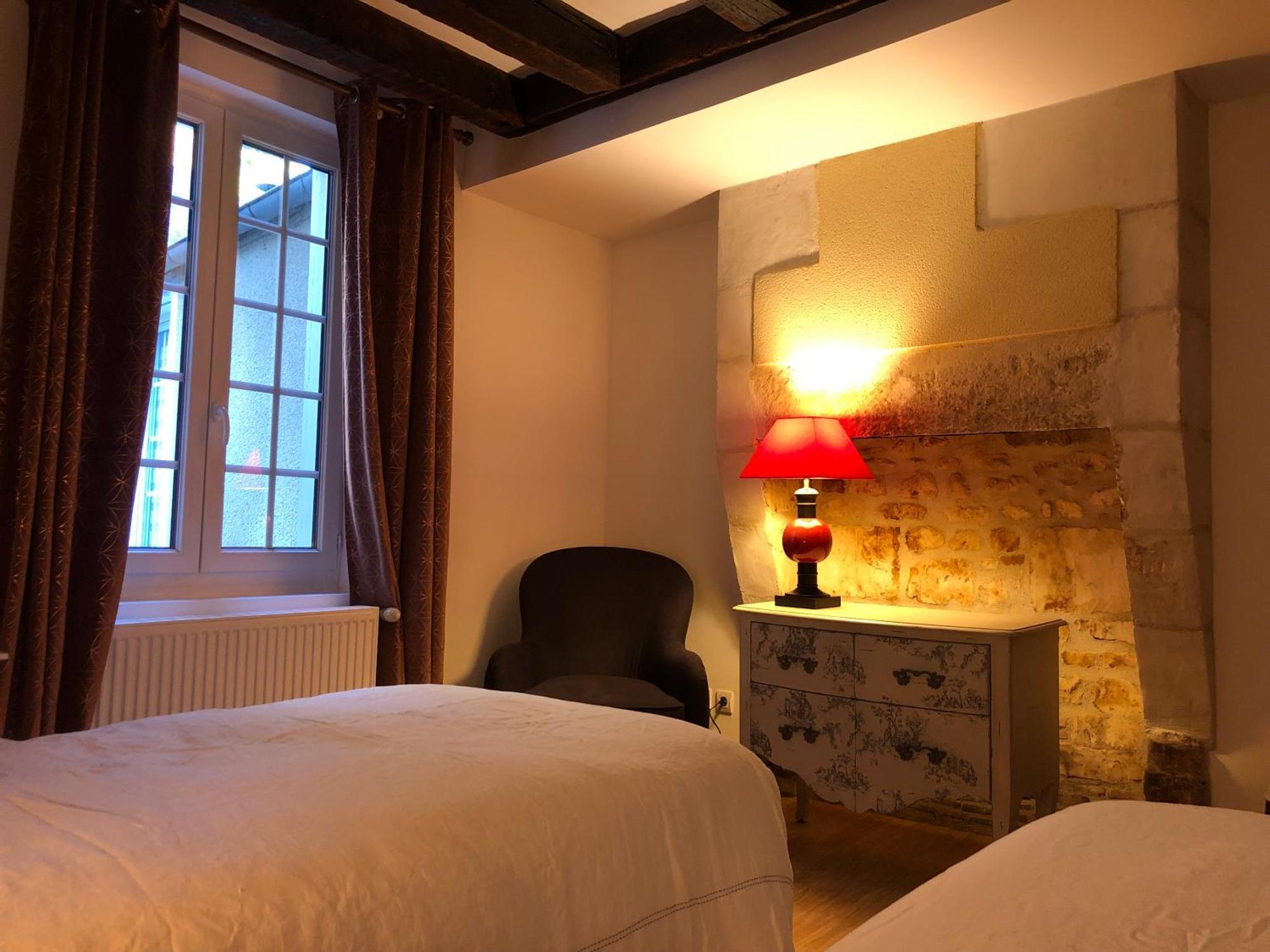L'Amantine Chambres D'Hotes Et Gite Bourges Exteriör bild